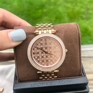 Meet your Posher, Ashlyn